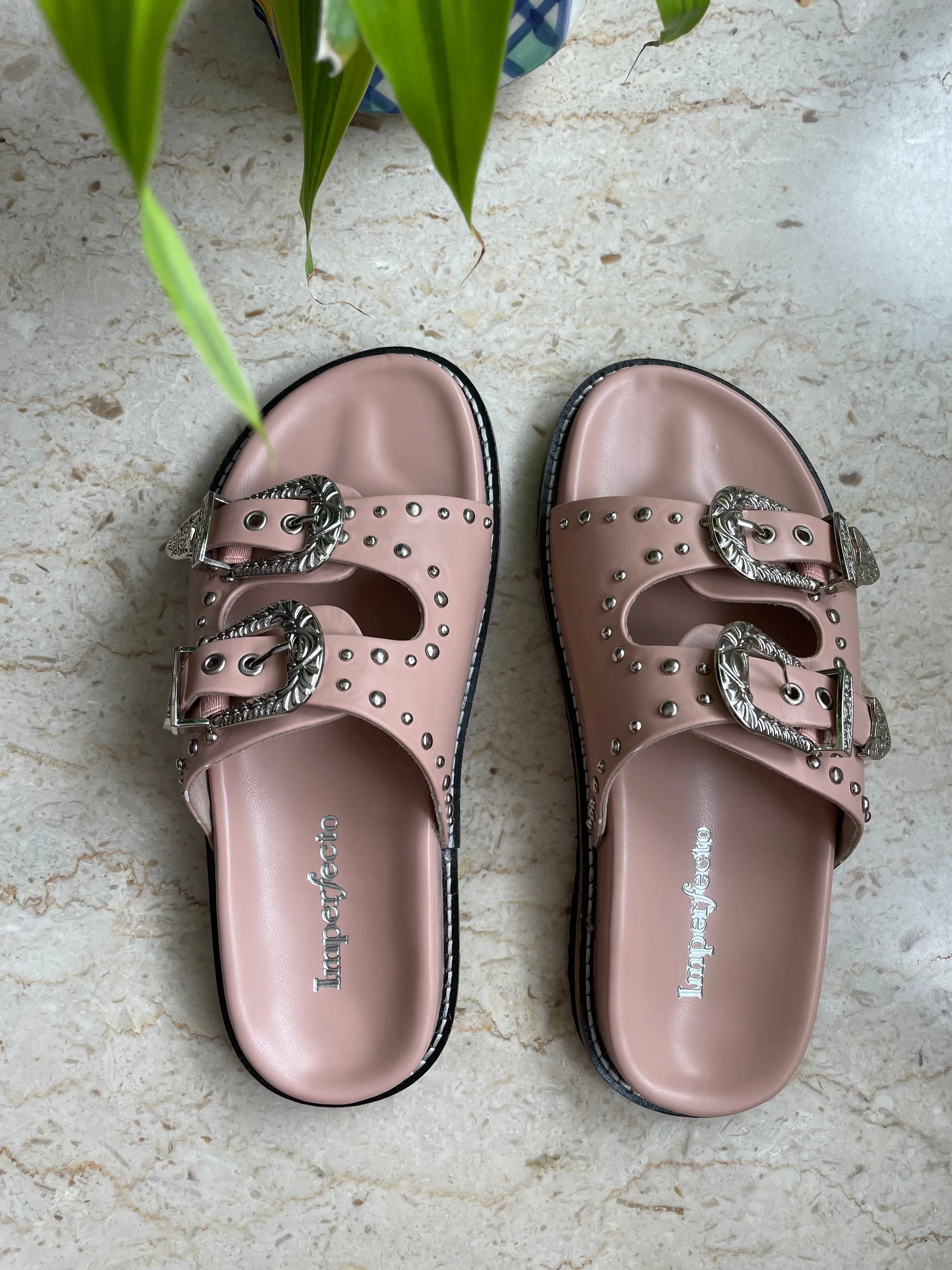 Famous Taylor Swift  Slider Sandals