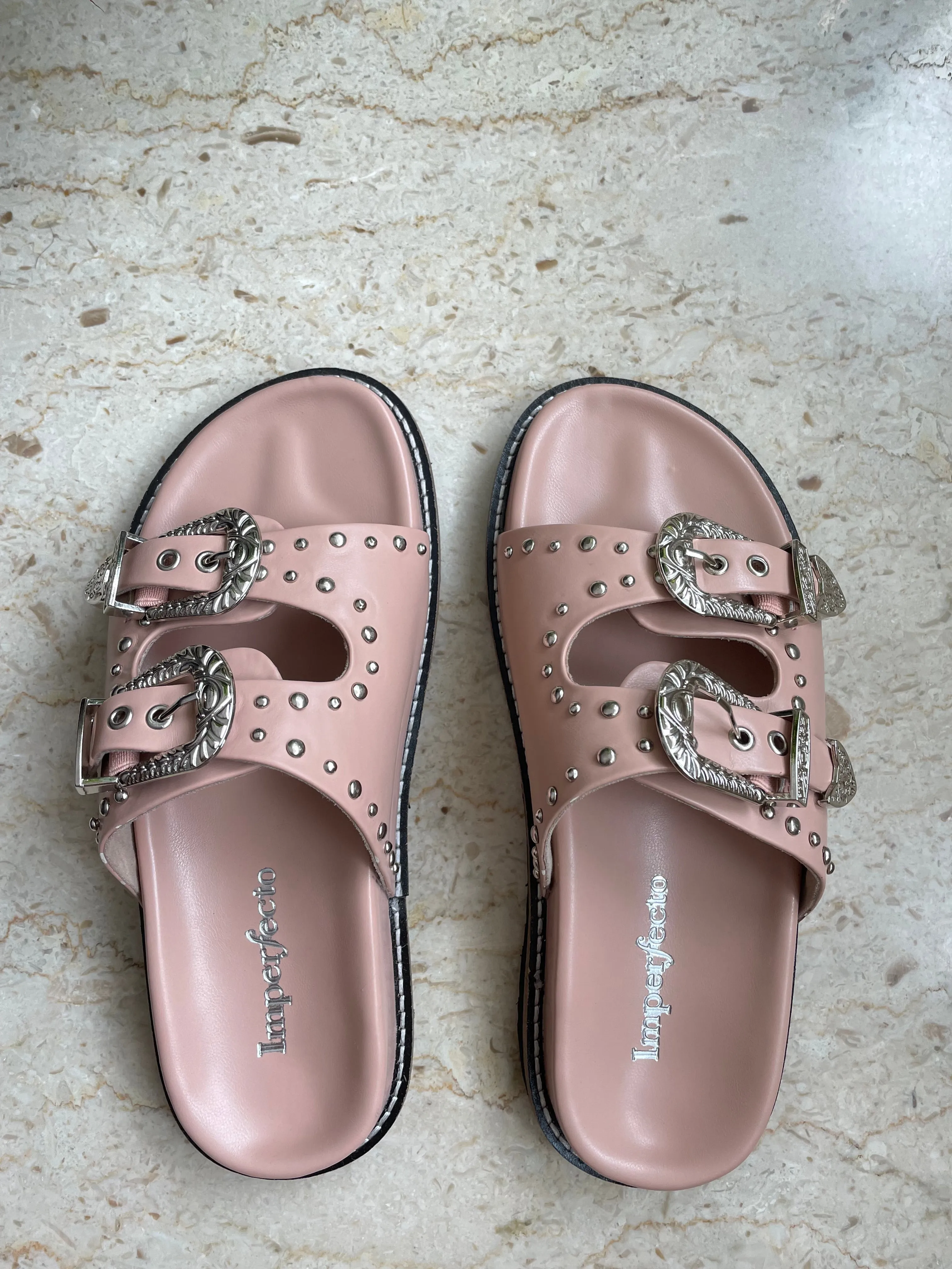 Famous Taylor Swift  Slider Sandals