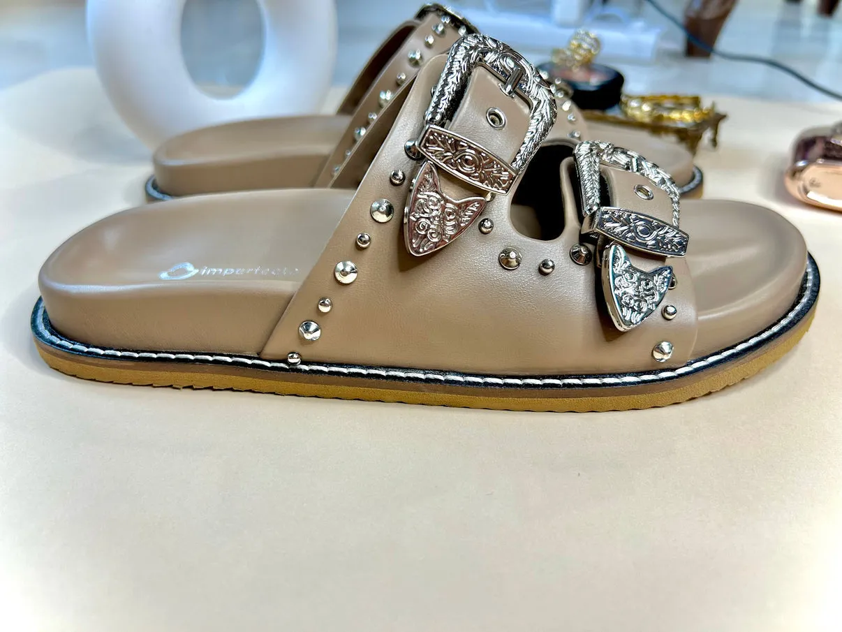 Famous Taylor Swift  Slider Sandals