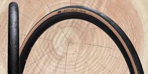 IRC TIRE Jetty Plus Black/Brown Sidewall 700x32C Folding