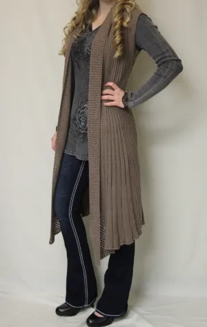 Love Stitch | Long Sweater Vest Brown