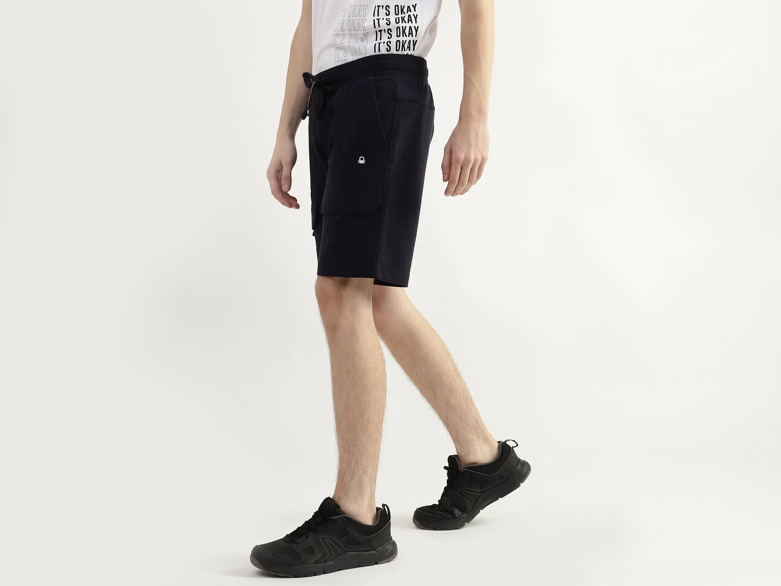 Men Solid Regular Fit Shorts