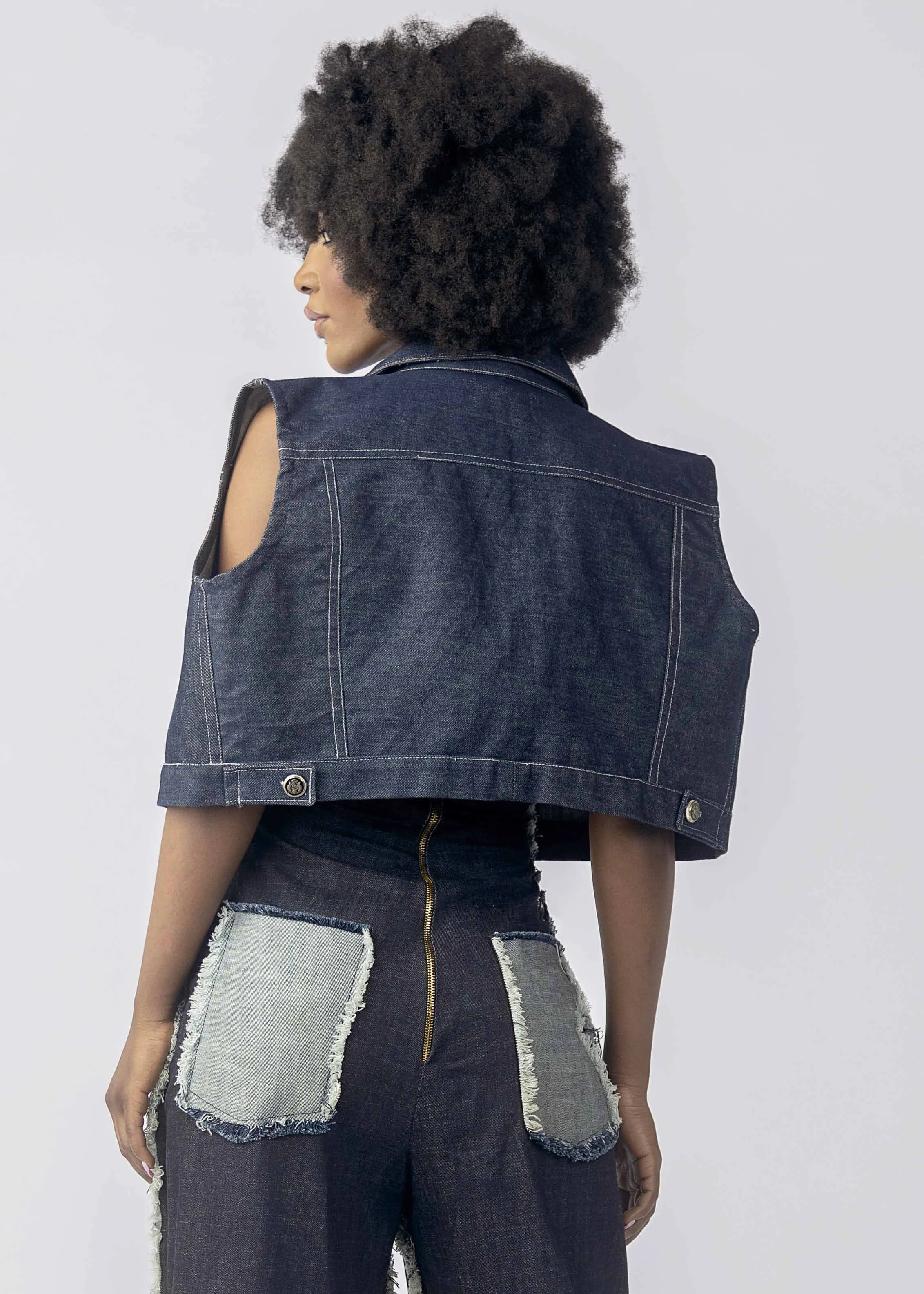 Oseadeeyo Sleeveless Cropped Jacket
