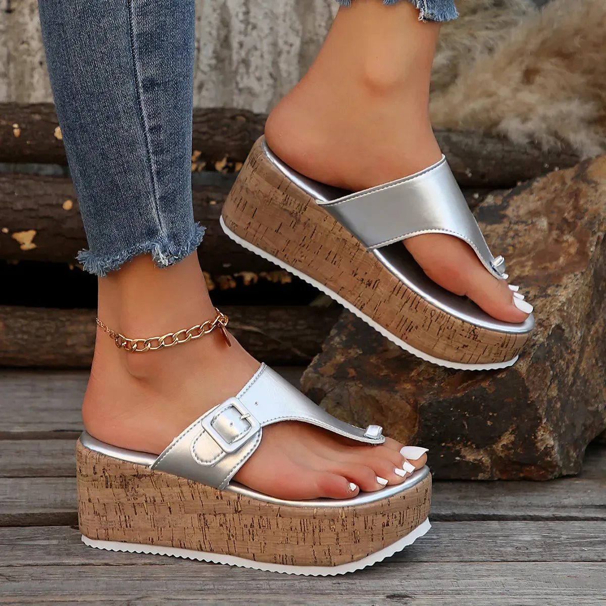 Toe Post Platform Sandals