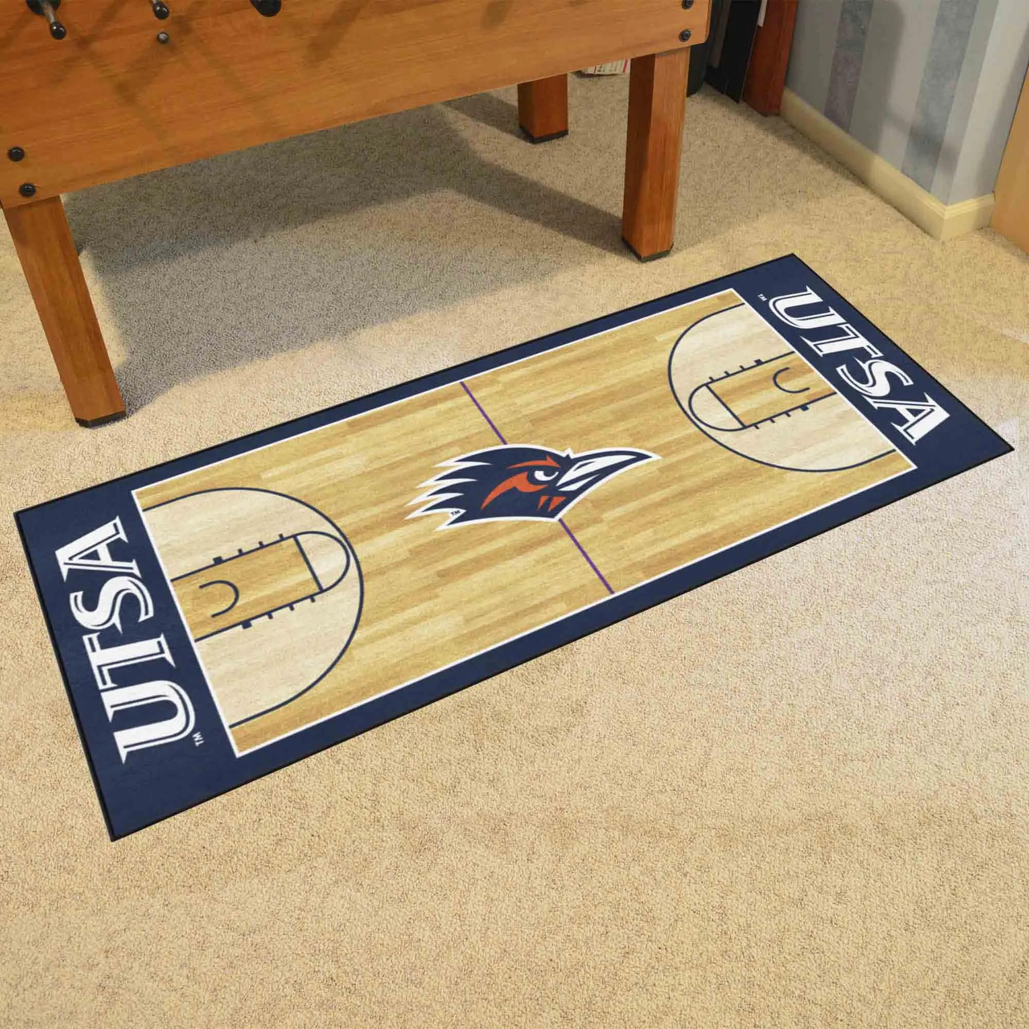 University of Texas at San Ant NCAA Basketball Runner