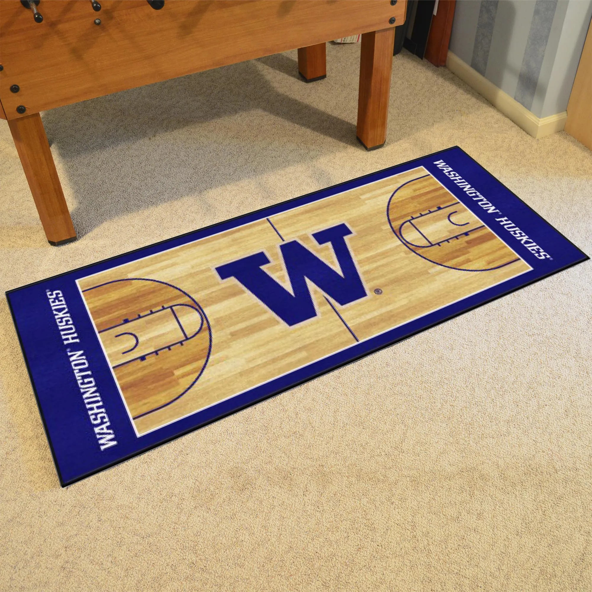 University of Washington NCAA Basketball Runner