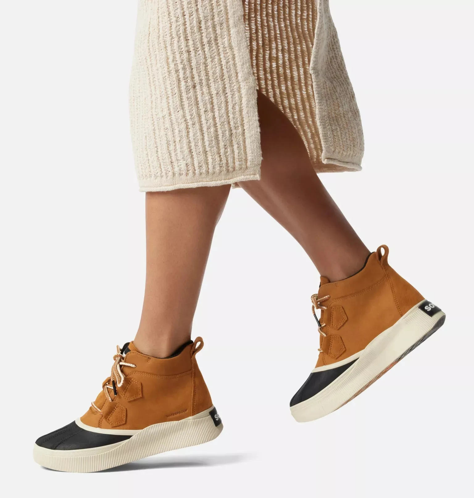 WOMEN'S OUT N ABOUT™ IV CLASSIC
