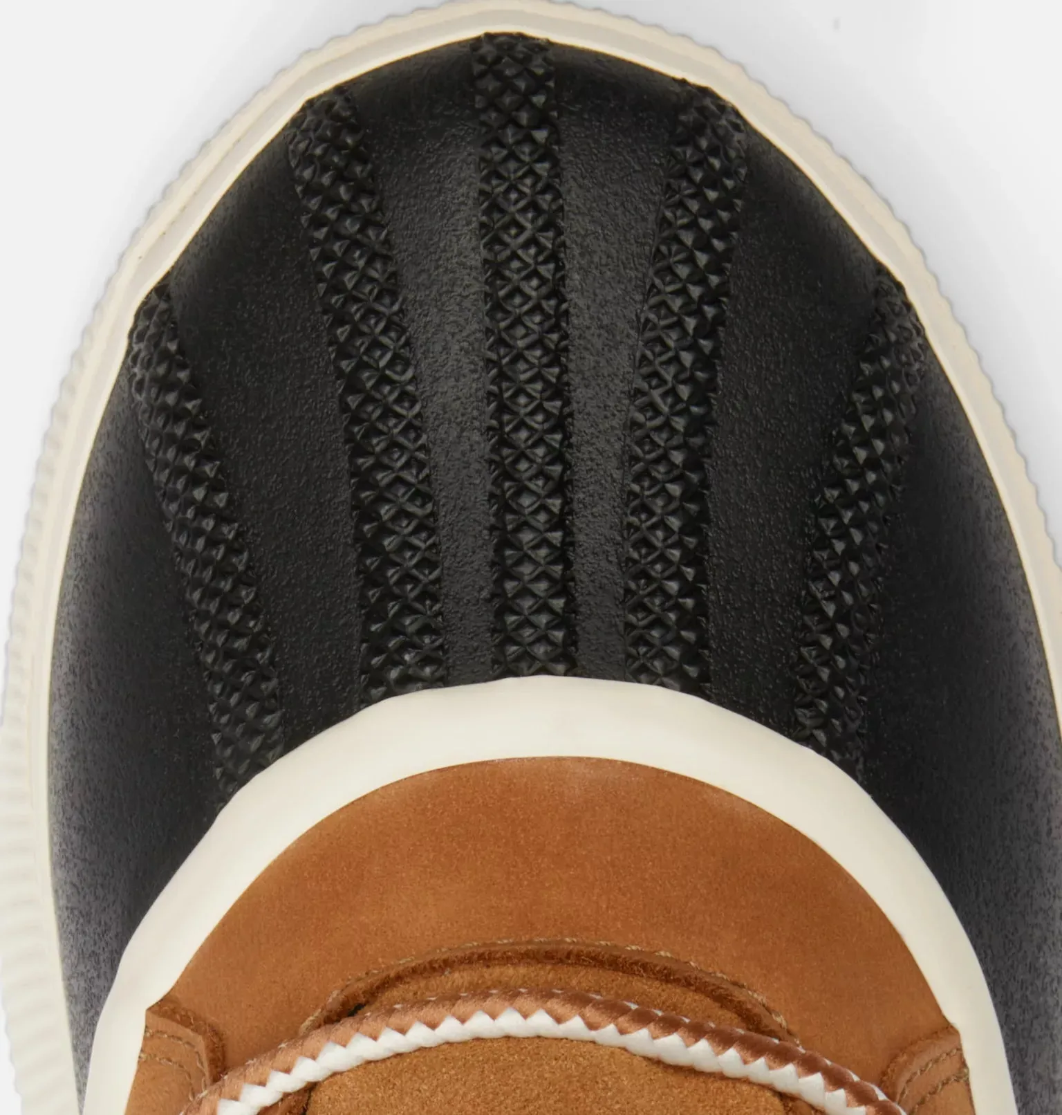 WOMEN'S OUT N ABOUT™ IV CLASSIC